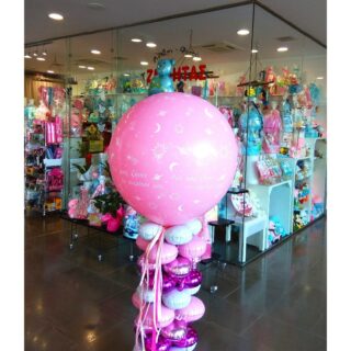 LARGE PINK BALLOON ON A COLUMN FOR A NEWBORN GIRLLARGE PINK BALLOON ON A COLUMN FOR A NEWBORN GIRL