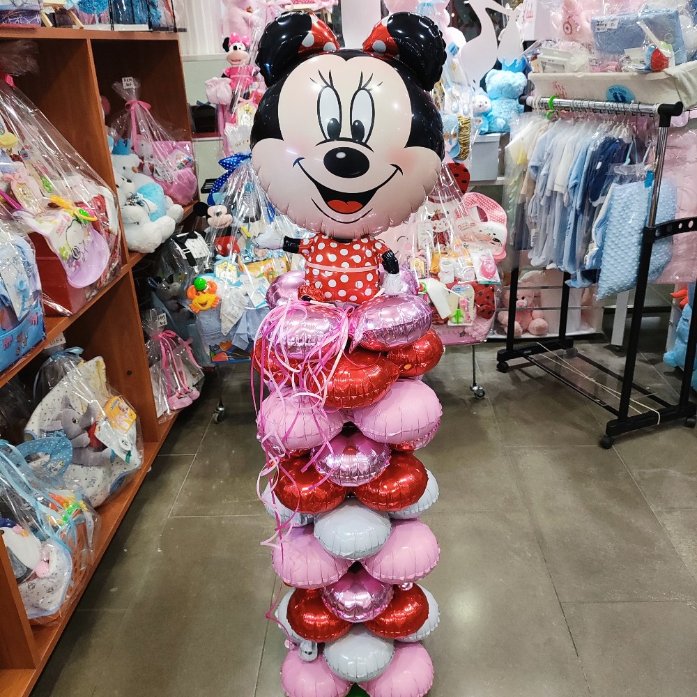BALLOON COMPOSITION WITH MINI ROSES IN A COLUMN FOR A NEWBORN GIRL